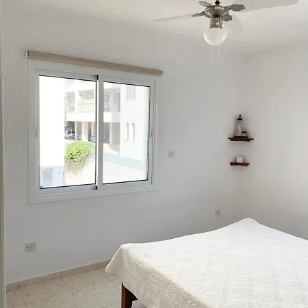 Apartament By The Sea, With A Sandy