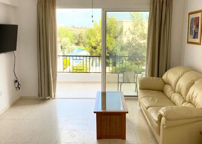 By The Sea, With A Sandy Пафос